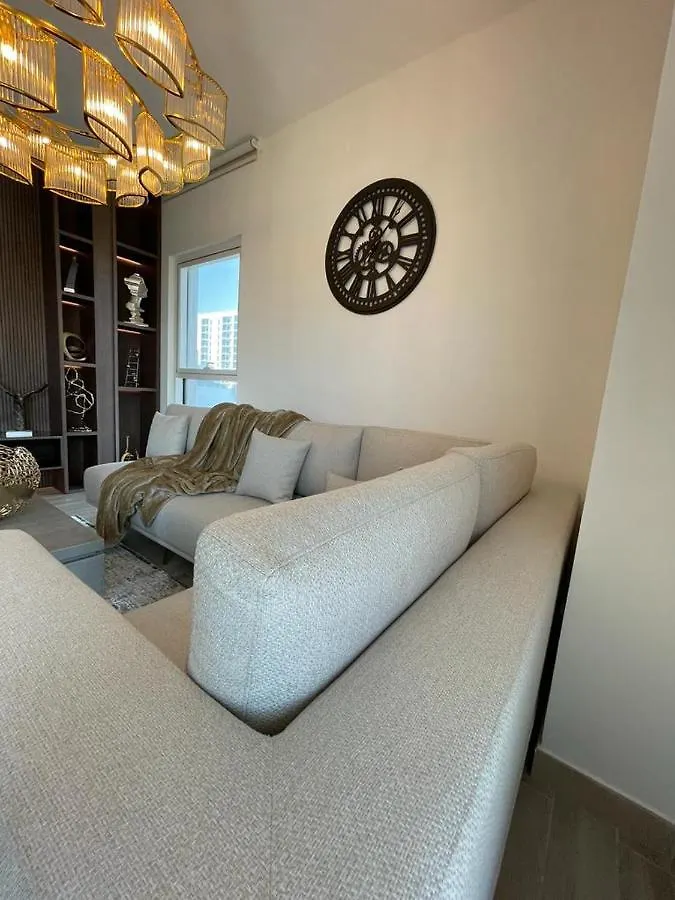 Smart Living Apartment Abú Dhabí